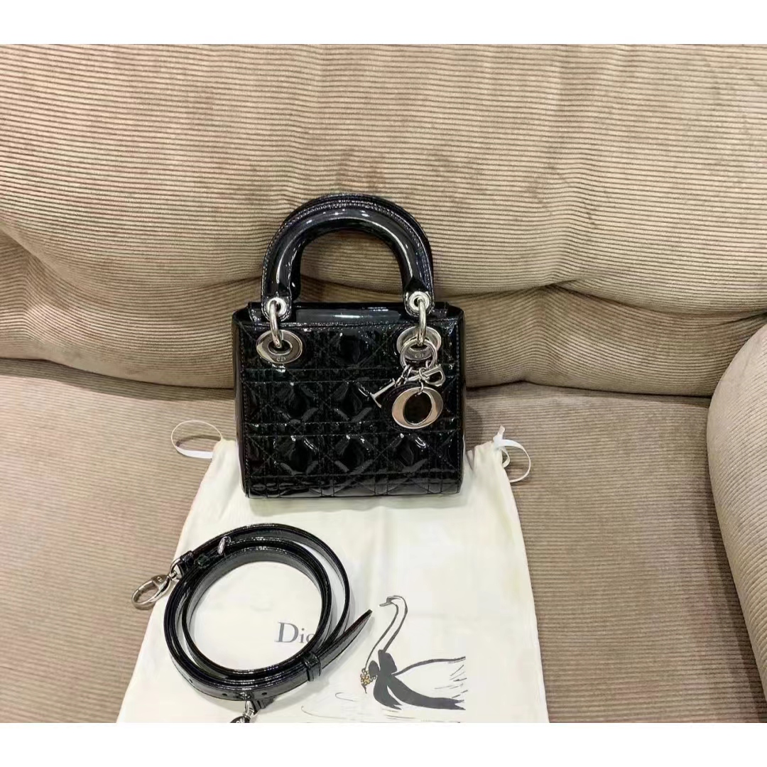 95新 DIOR/迪奥 dior戴妃三格漆皮黑银包/优品
