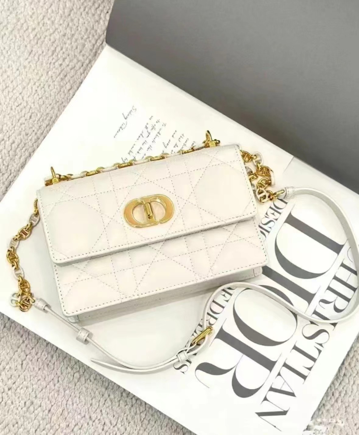 99新 DIOR/迪奥 miss caro mini奶白色包/优品