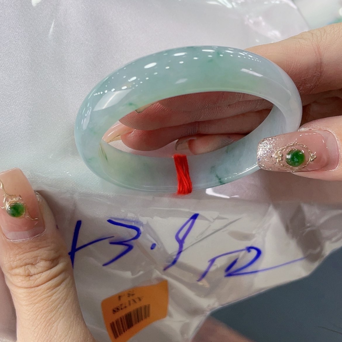 【闪购商品】翡翠手镯未镶嵌