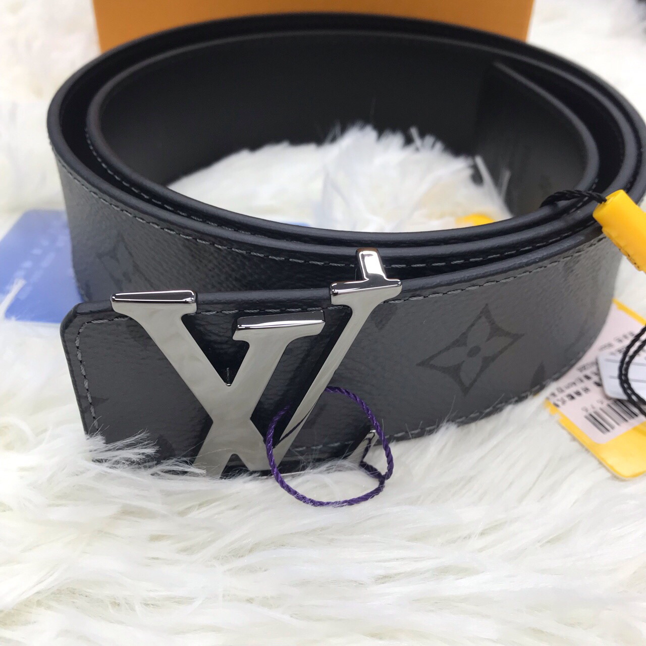 全新未使用 LouisVuitton/路易威登 亮黑扣老花满印灰黑 宽4cm