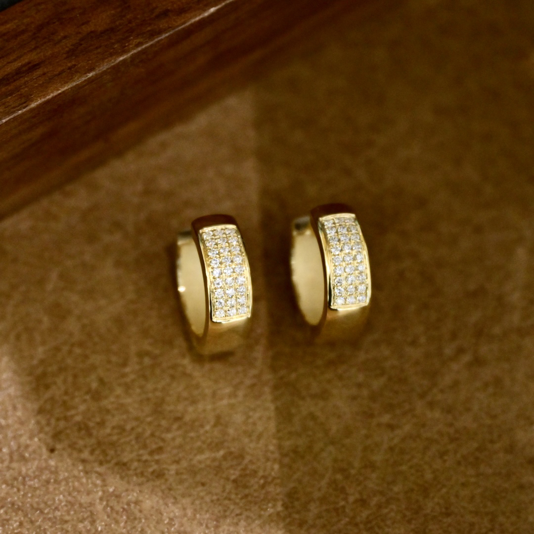 【JSZ】18k金三排天然钻石耳扣，极简百搭的经典款