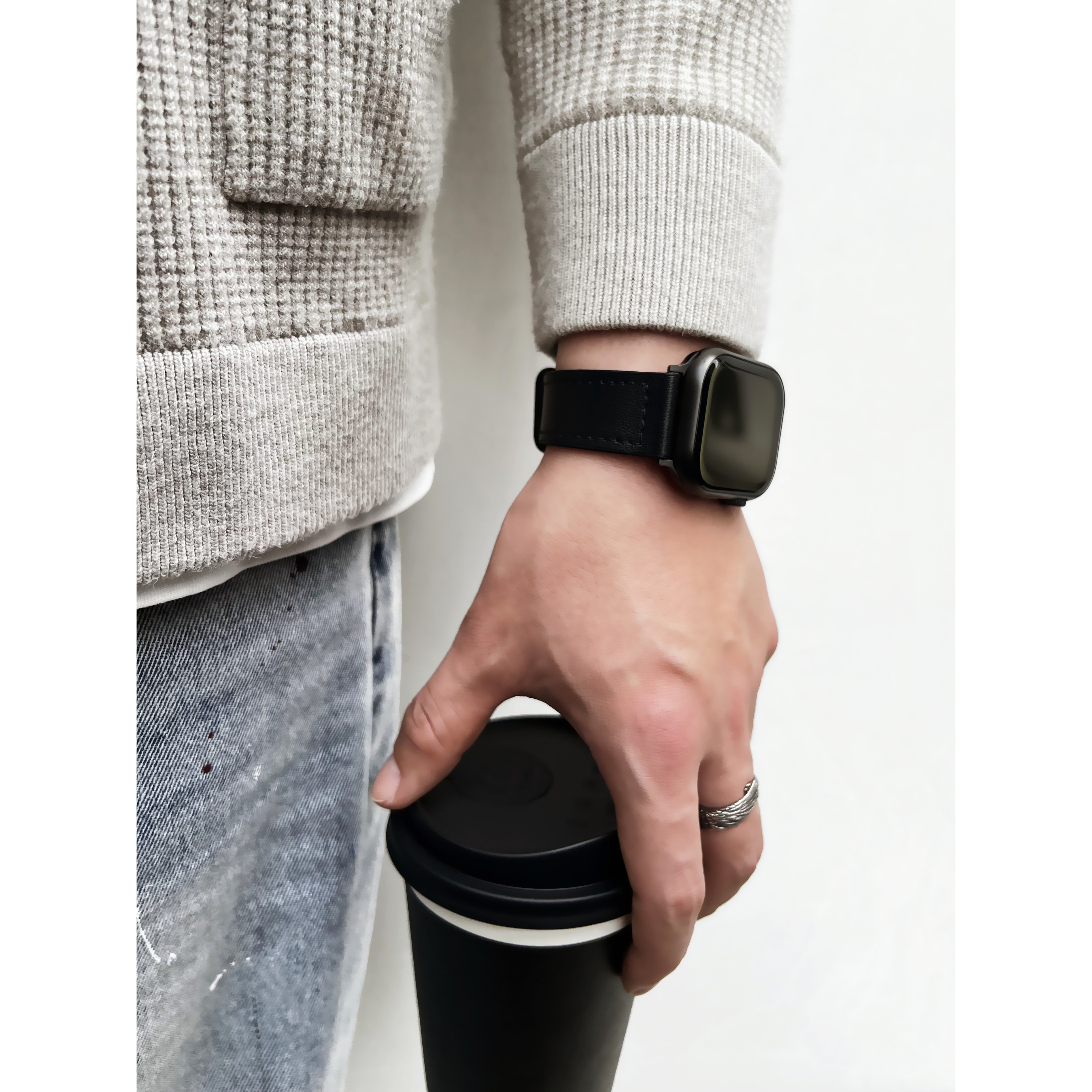 适用iwatchs9真皮表带s8Ultra疯马皮硅胶腕带苹果手表67se磁吸扣