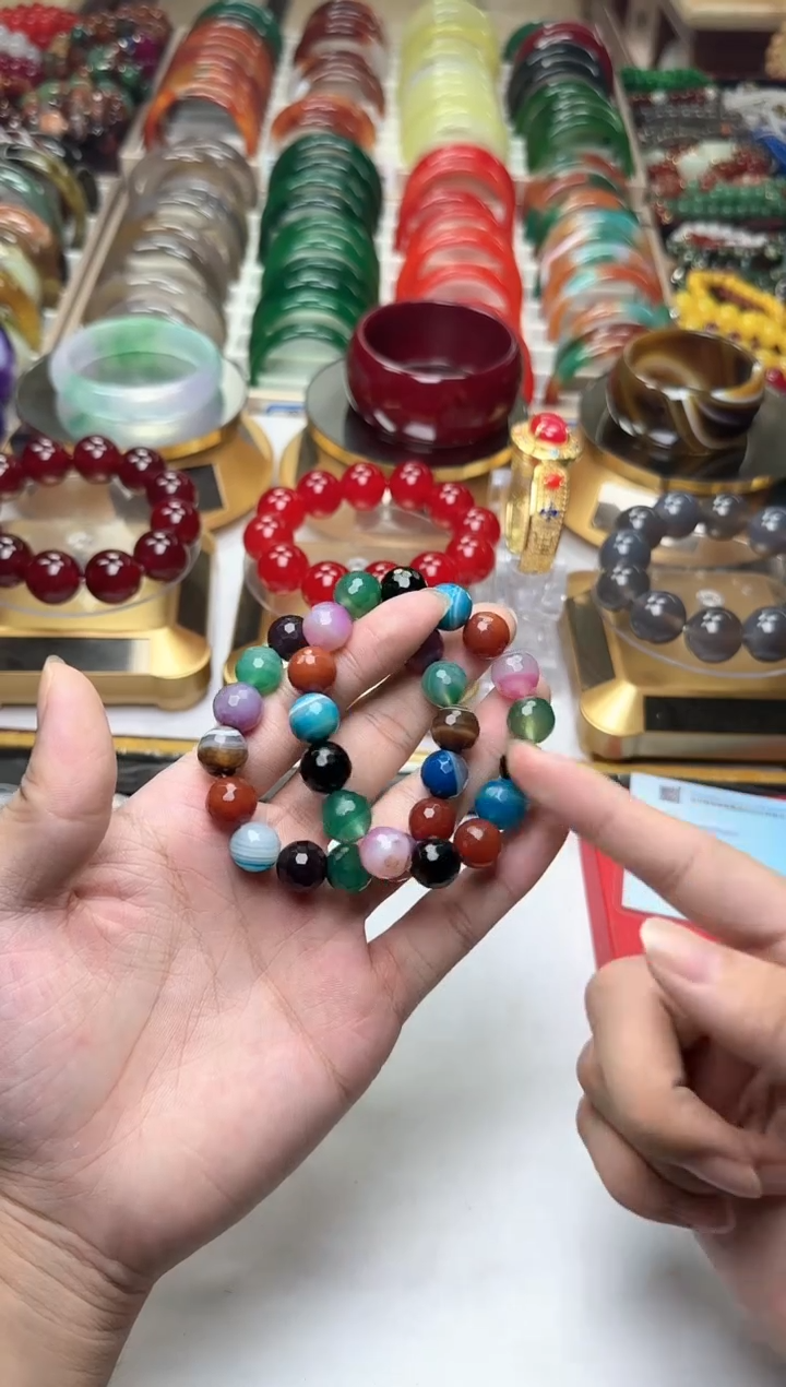【闪购商品】玛瑙/玉髓手链未镶嵌12mm切角多宝玛瑙手链