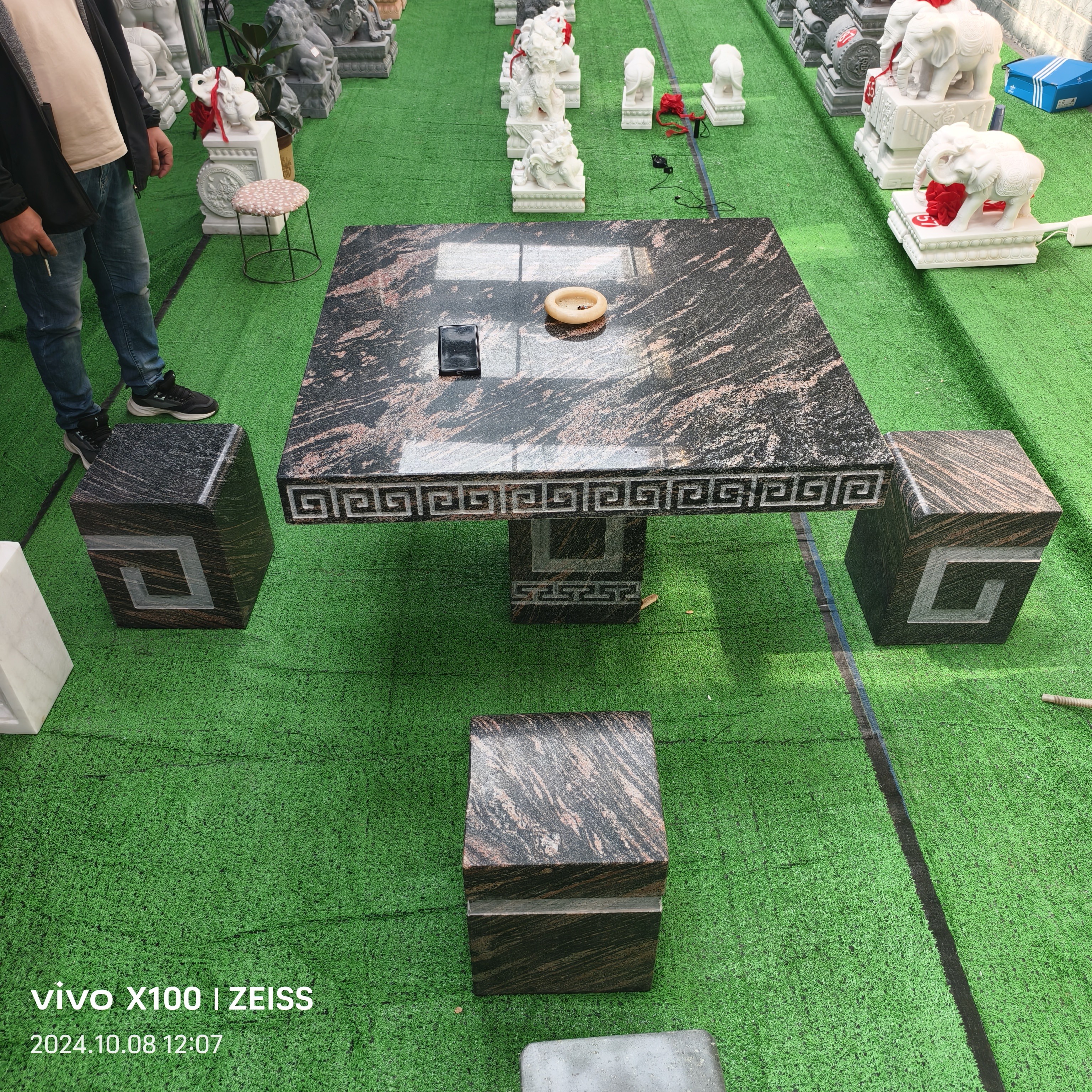 天然花岗岩正方形桌面户外庭院公园别墅家用石桌石凳