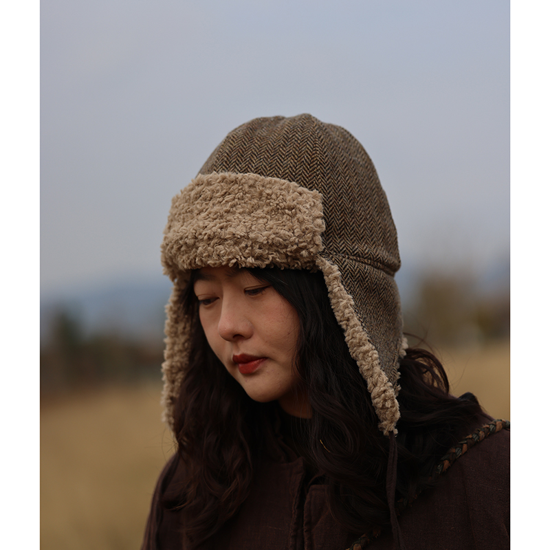 衣路走来冬季户外保暖加绒羊羔毛护耳雷锋帽 27262