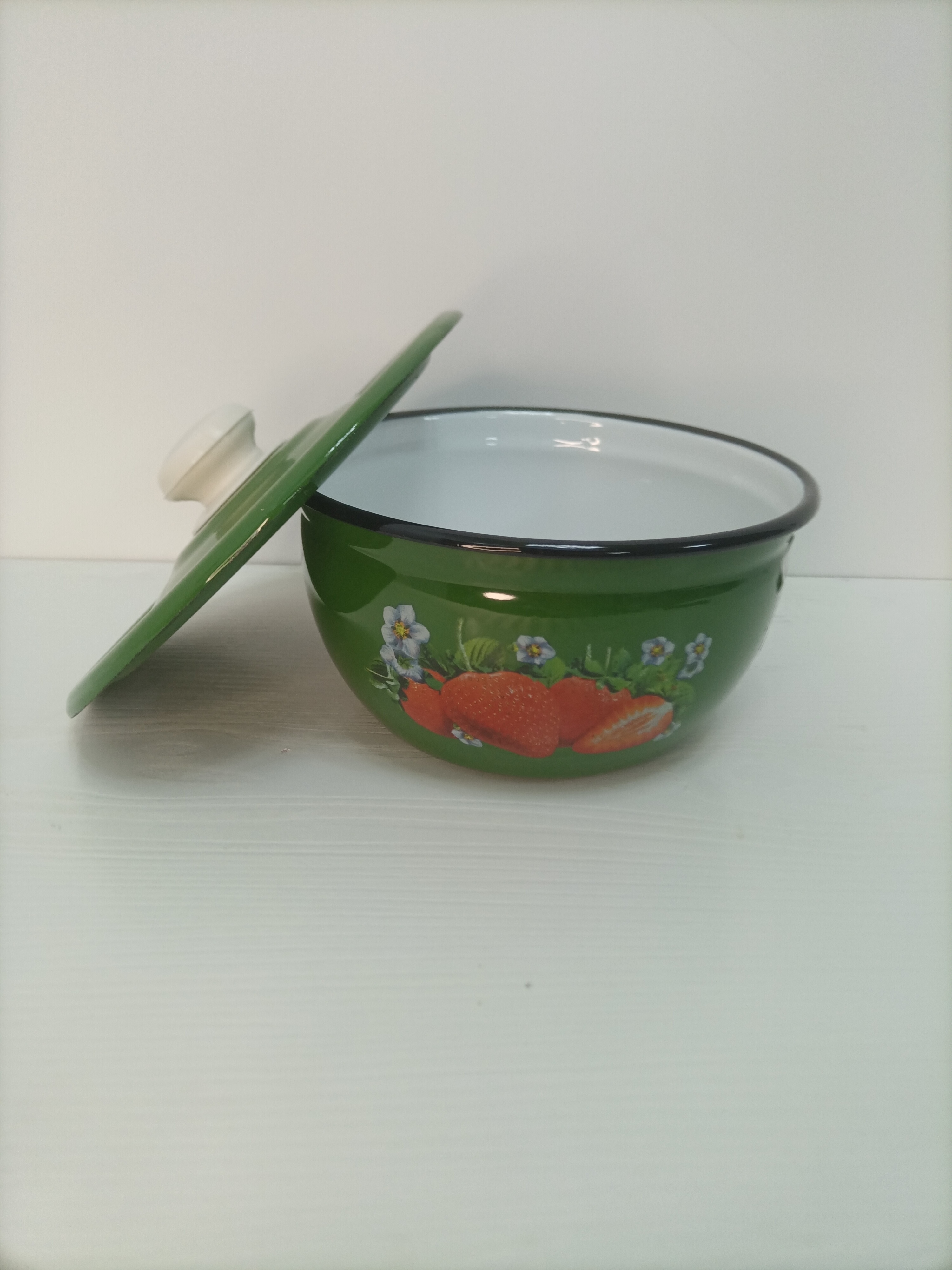 俄罗斯原装进口搪瓷1.5升小汤锅  <CALADNIK>