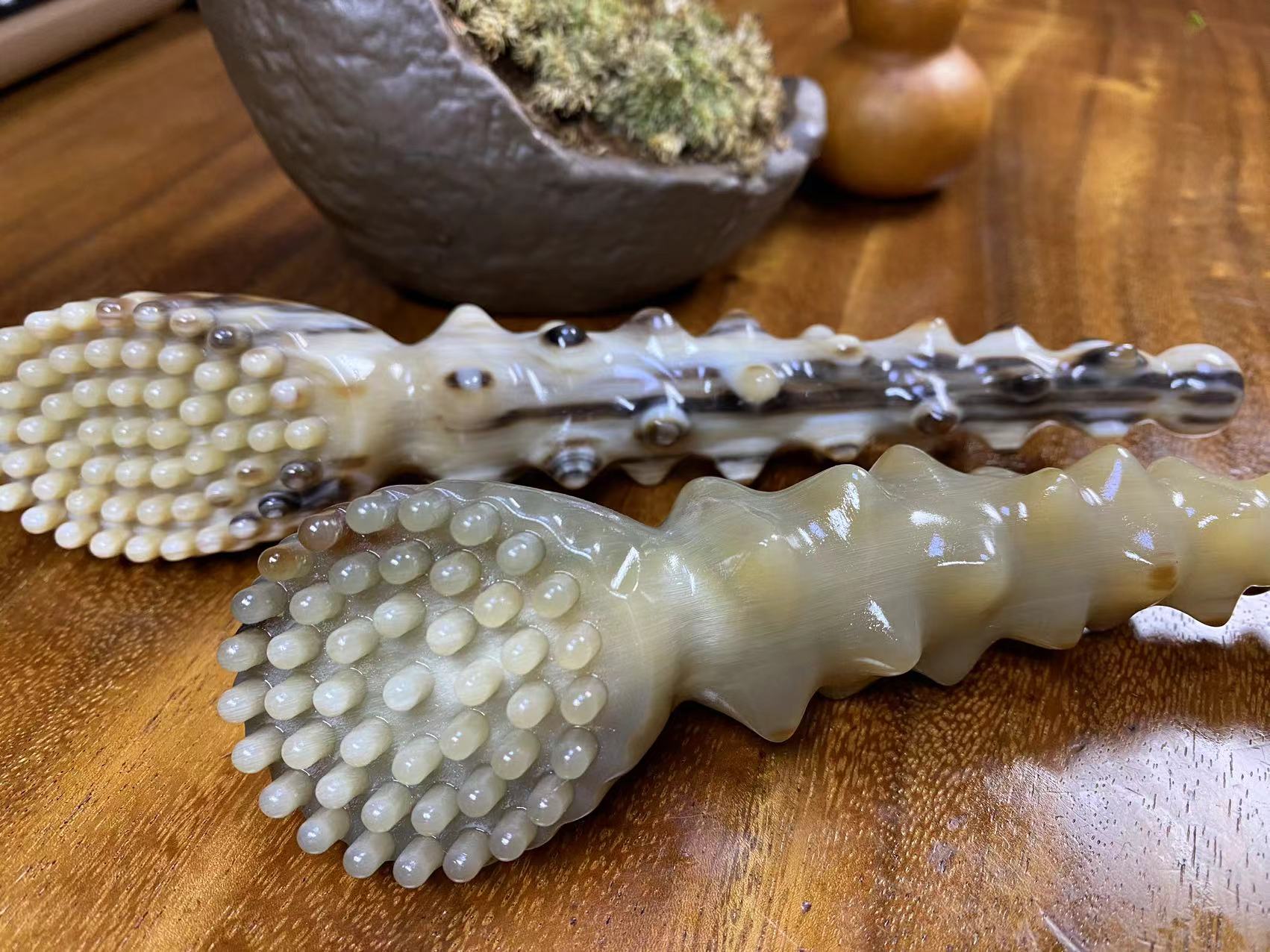 一物一拍牦牛一体海参莲蓬脸梳按摩脸部肩颈身体
