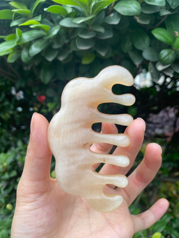 高贵羊云朵梳按摩头部肩颈身体