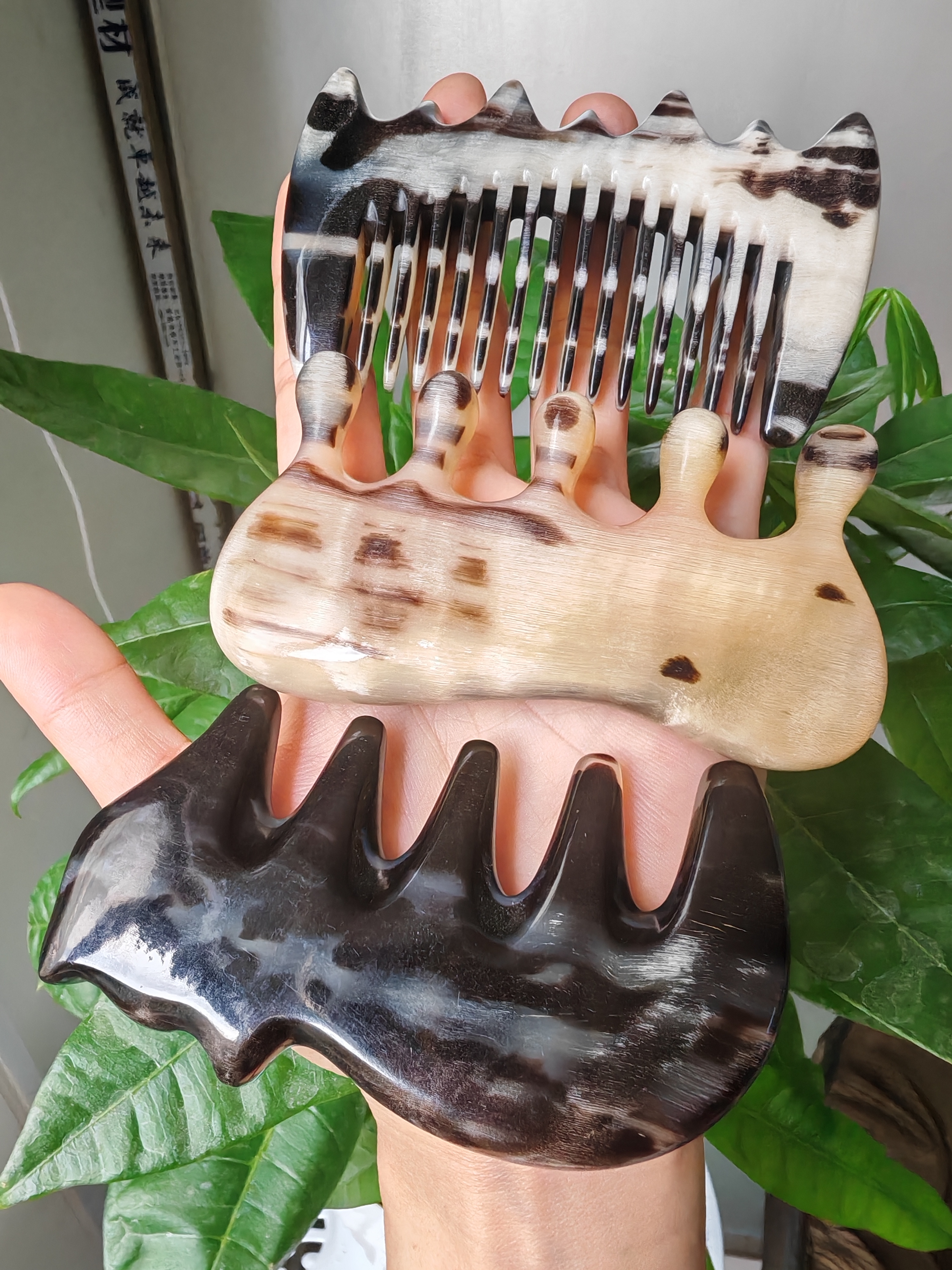 个性高贵羊经络梳按摩头部肩颈身体家用梳头头疗发梳五齿牛角梳