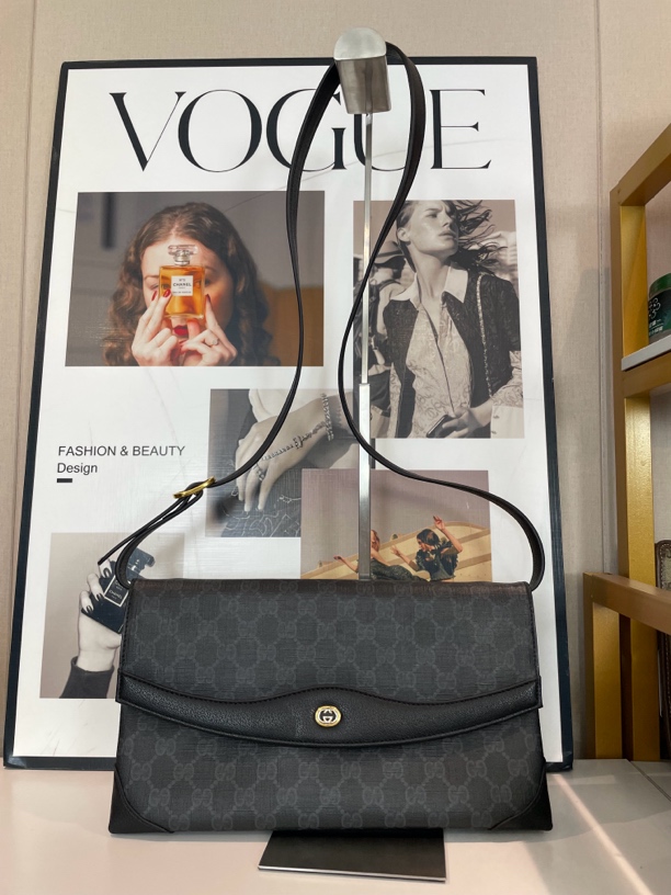 95新 GUCCI/古驰 兔兔奢/古驰单肩包/240313194