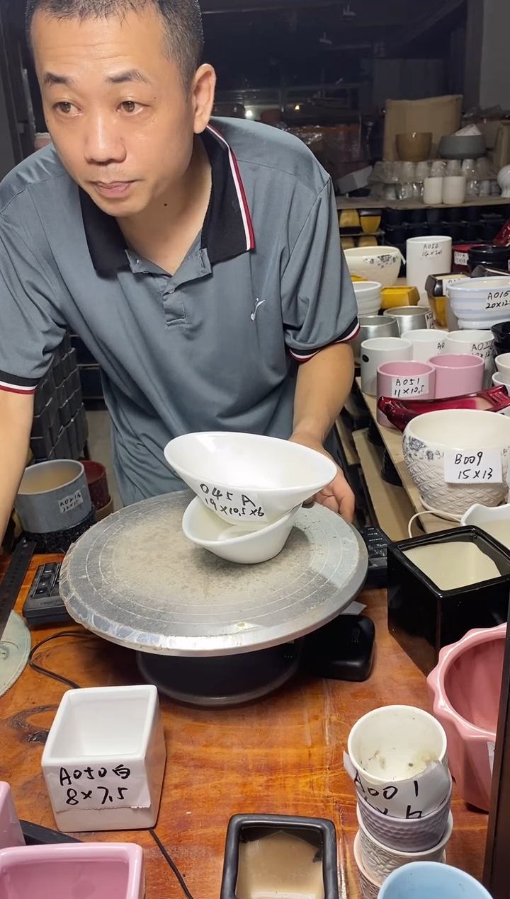 【闪购商品】陶瓷20CM以下微瑕花盆AAAA045-2