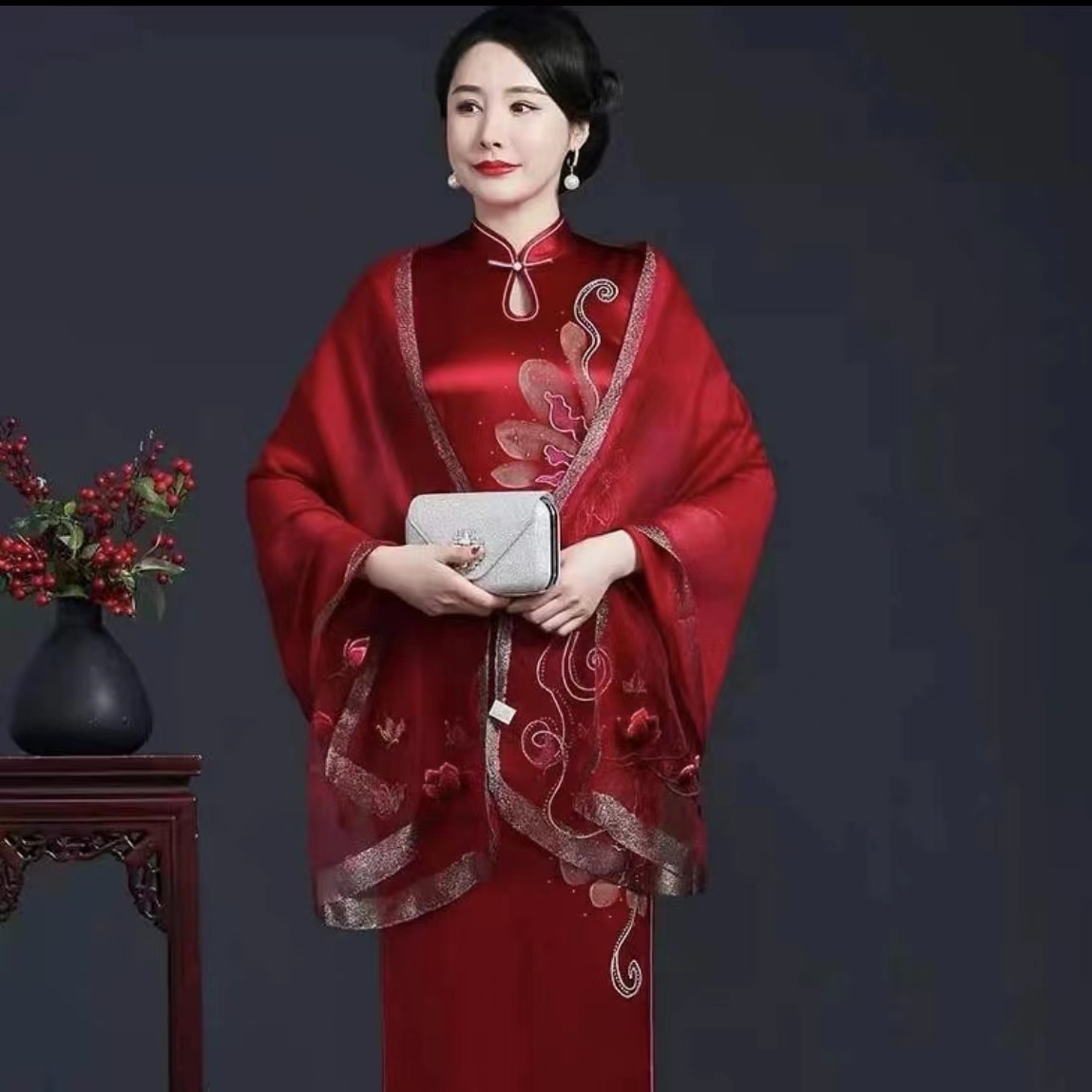 枣红色玉兰花 秋冬款刺绣款桑蚕丝羊毛围巾丝巾披肩通用围巾气质