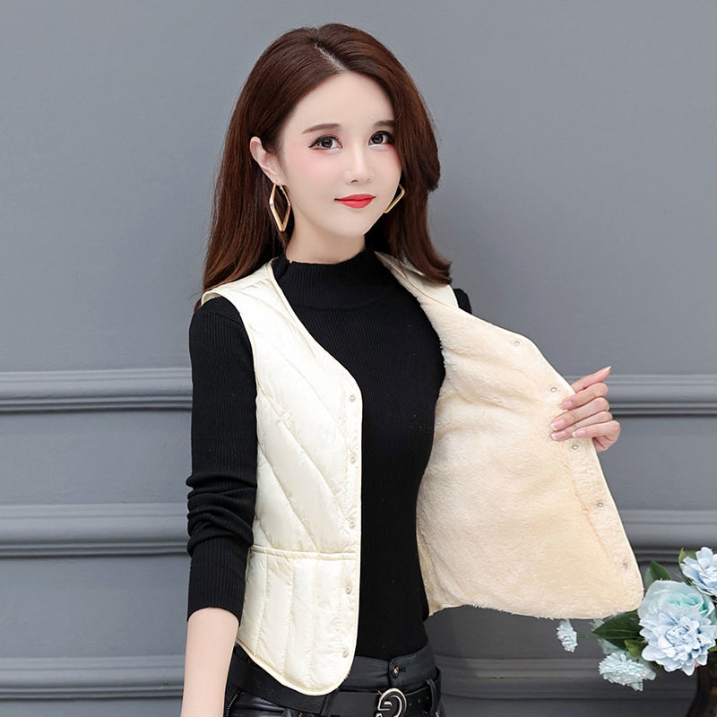 波司登新款秋冬羽绒服马甲女加绒加厚背心修身坎肩韩版内穿马夹保