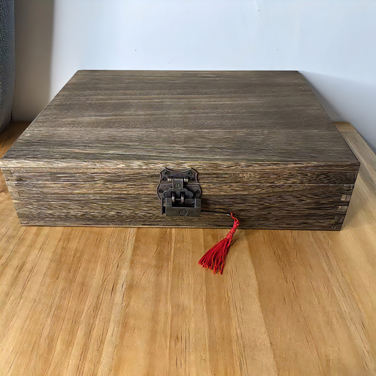 复古木质古玩盒证件收纳盒带锁百宝箱储物整理盒核桃九宫格木盒子