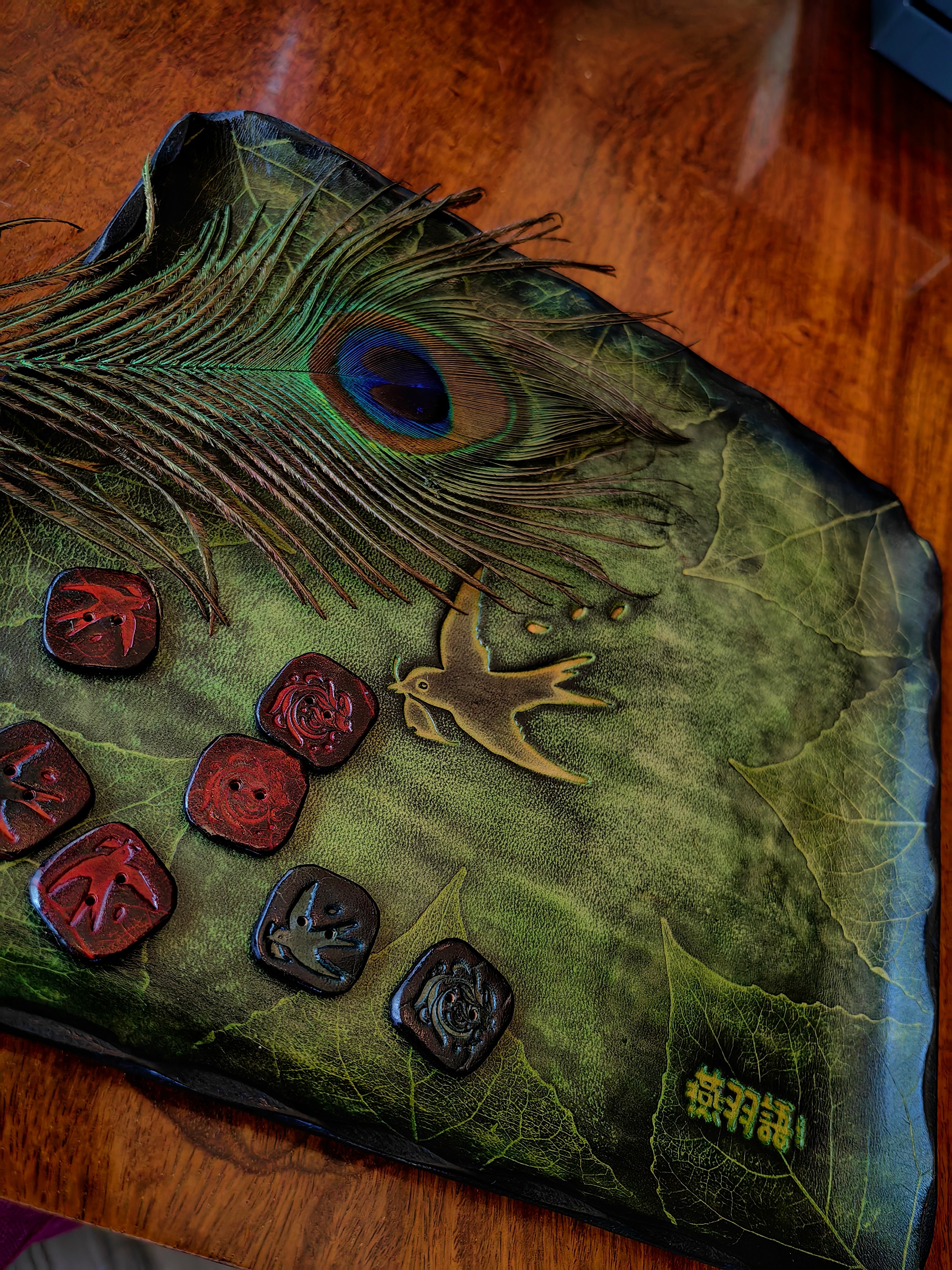 不是一般的真牛皮盘子