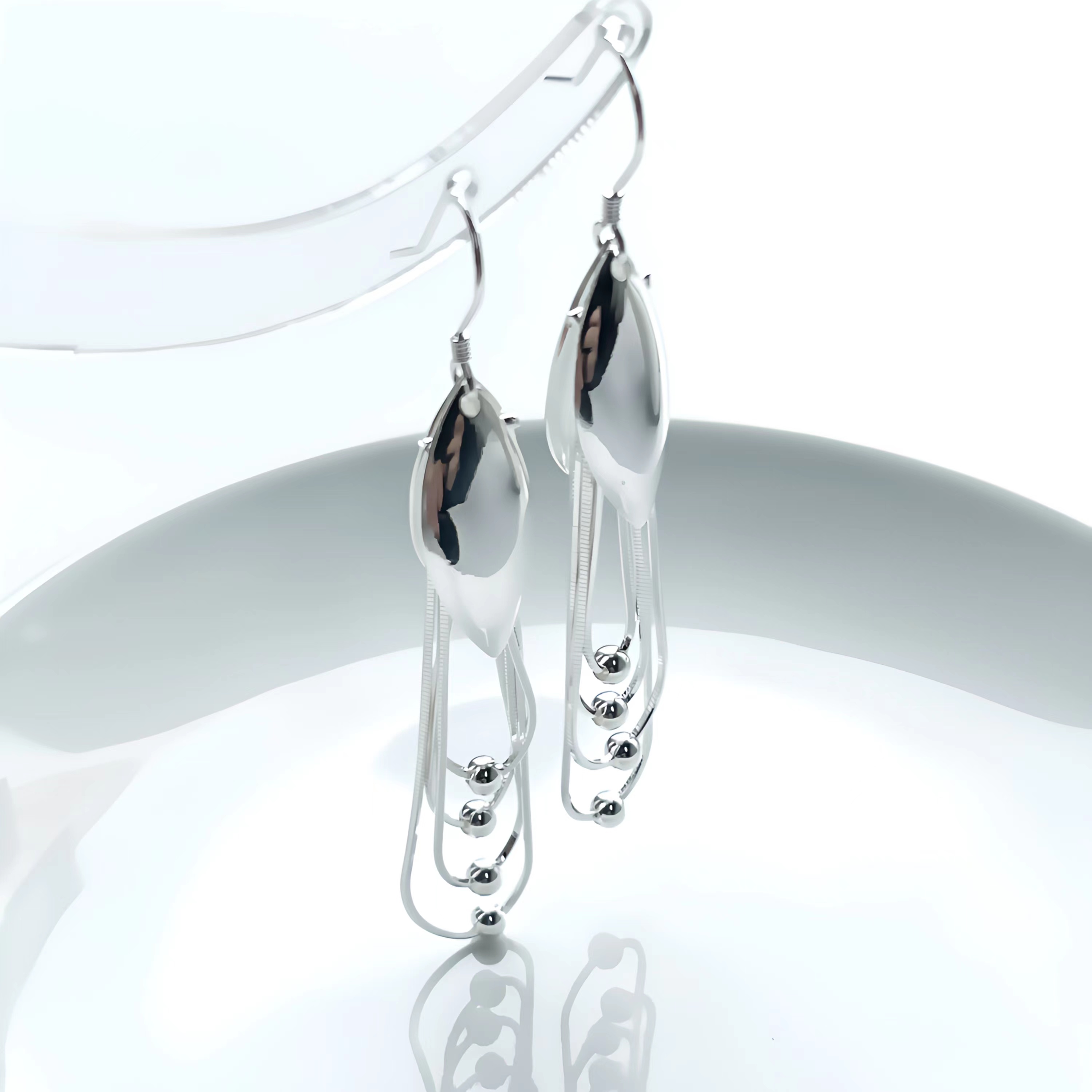 足银耳饰 高端宴会水滴流苏耳钩银饰搭配穿搭圆珠轻奢设计节日女