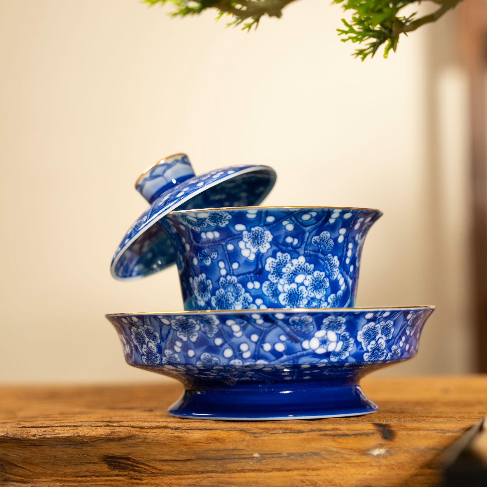 悬停青花冰梅盖碗三才陶瓷手工中式蓝色描金釉下彩复古瓷盖碗蓝釉