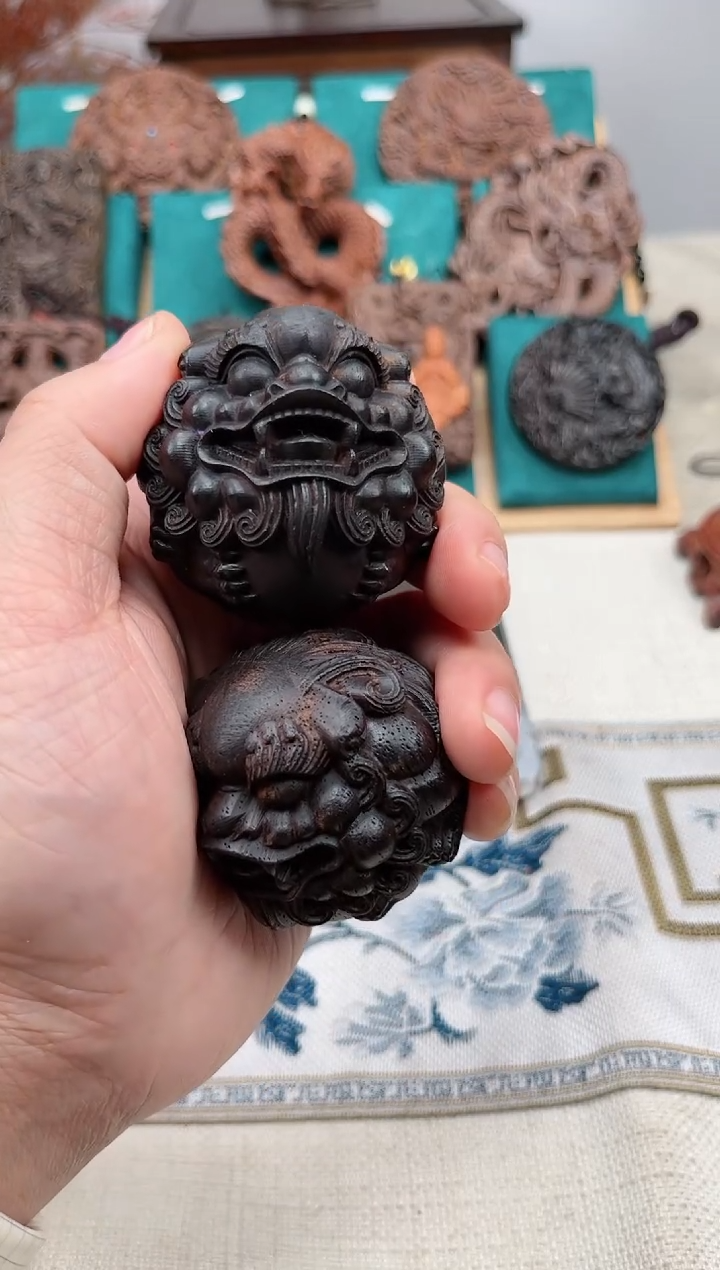 【闪购商品】沉香手把件貔貅手球