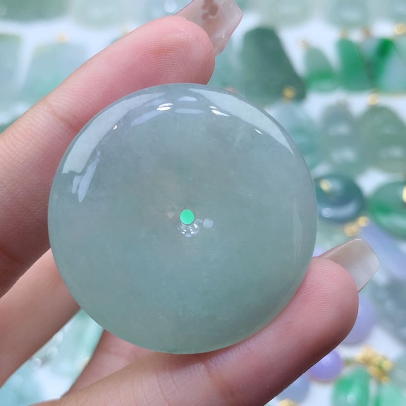 【闪购商品】翡翠颈饰未镶嵌