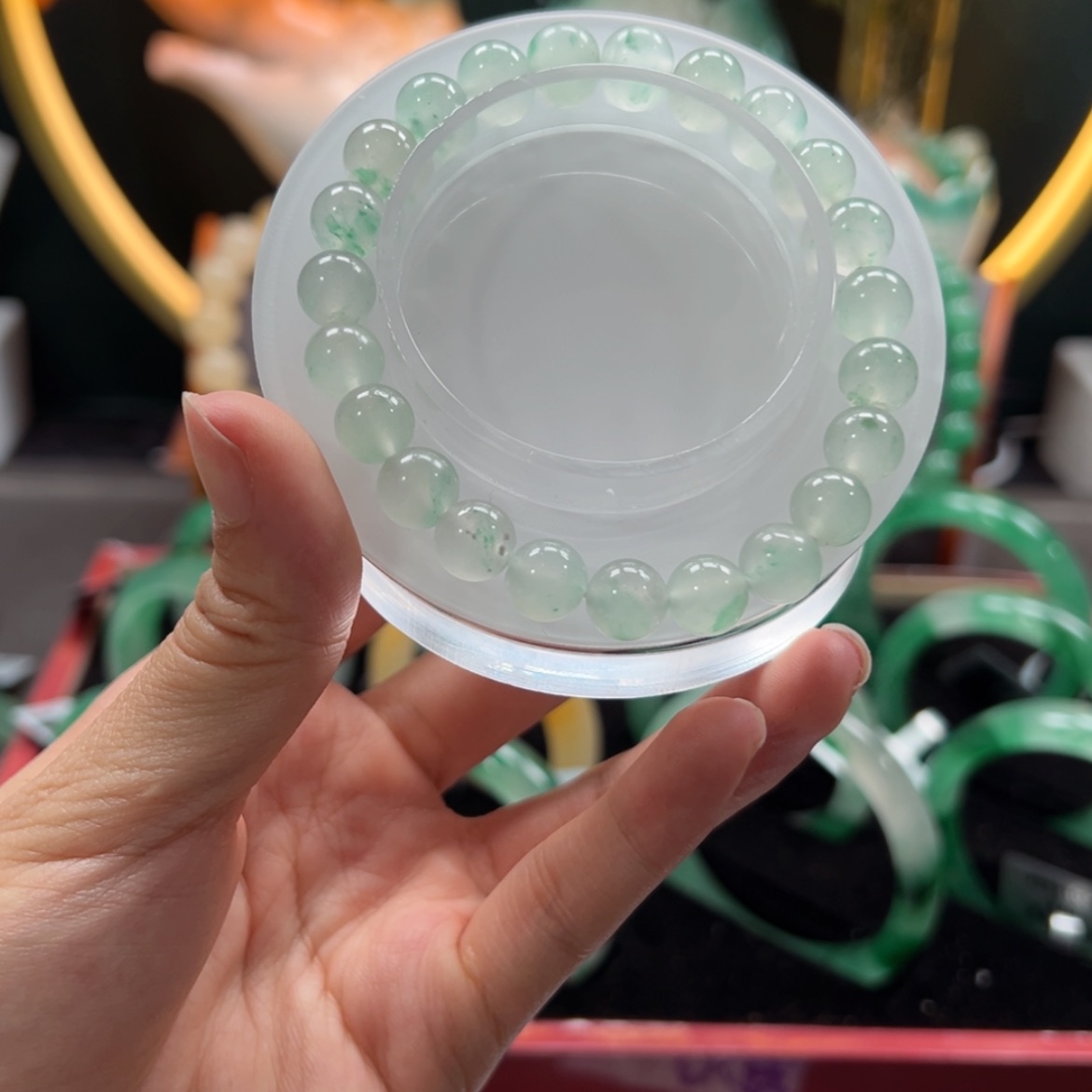 【闪购商品】石英质玉手镯未镶嵌宇****士汤汤8.7