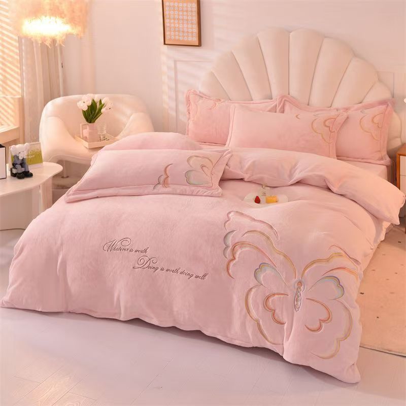 七格格蝴蝶孤品加厚牛奶绒刺绣四件套冬季保暖床上用品以实物为准