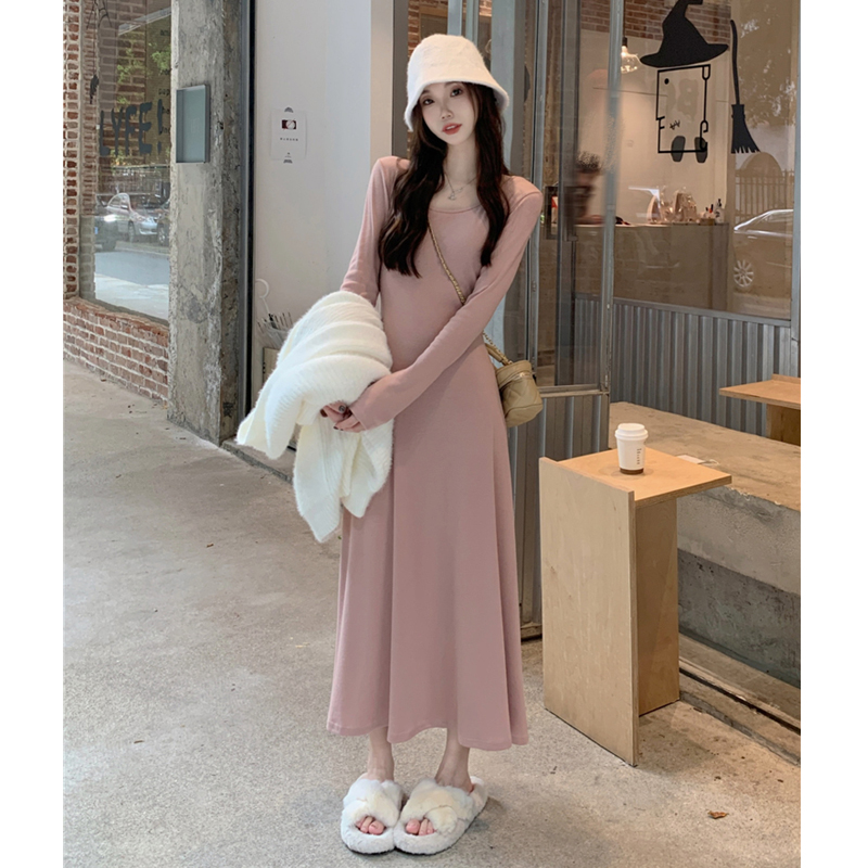 法式气质方领垂坠感百搭连衣裙女韩系外穿内搭显瘦a字复古长裙潮