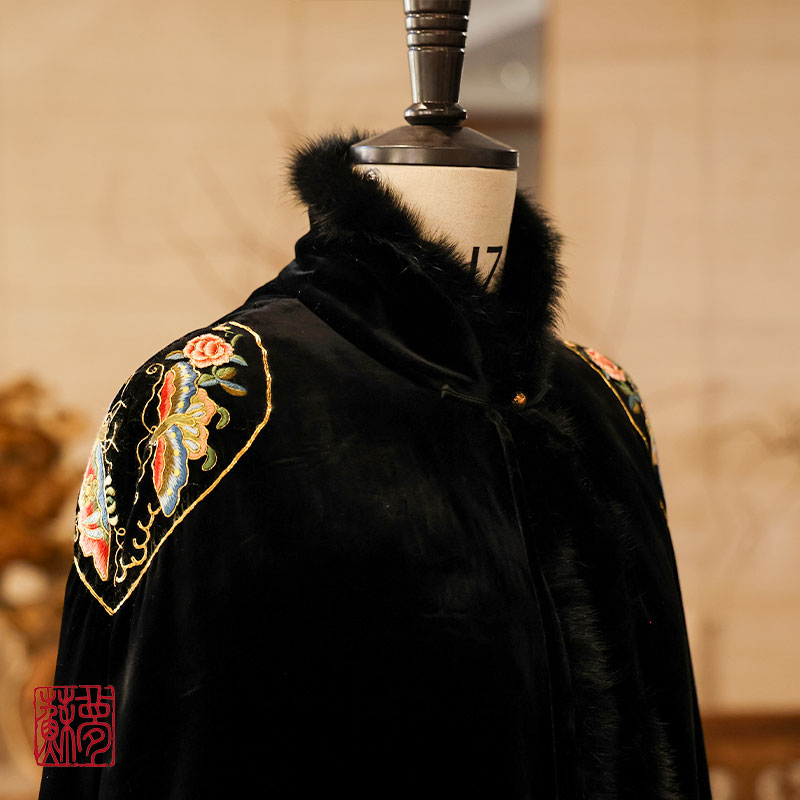 蘇夢【锦瑟华年】桑蚕丝丝绒盘金绣花毛边斗篷上衣外套0106108