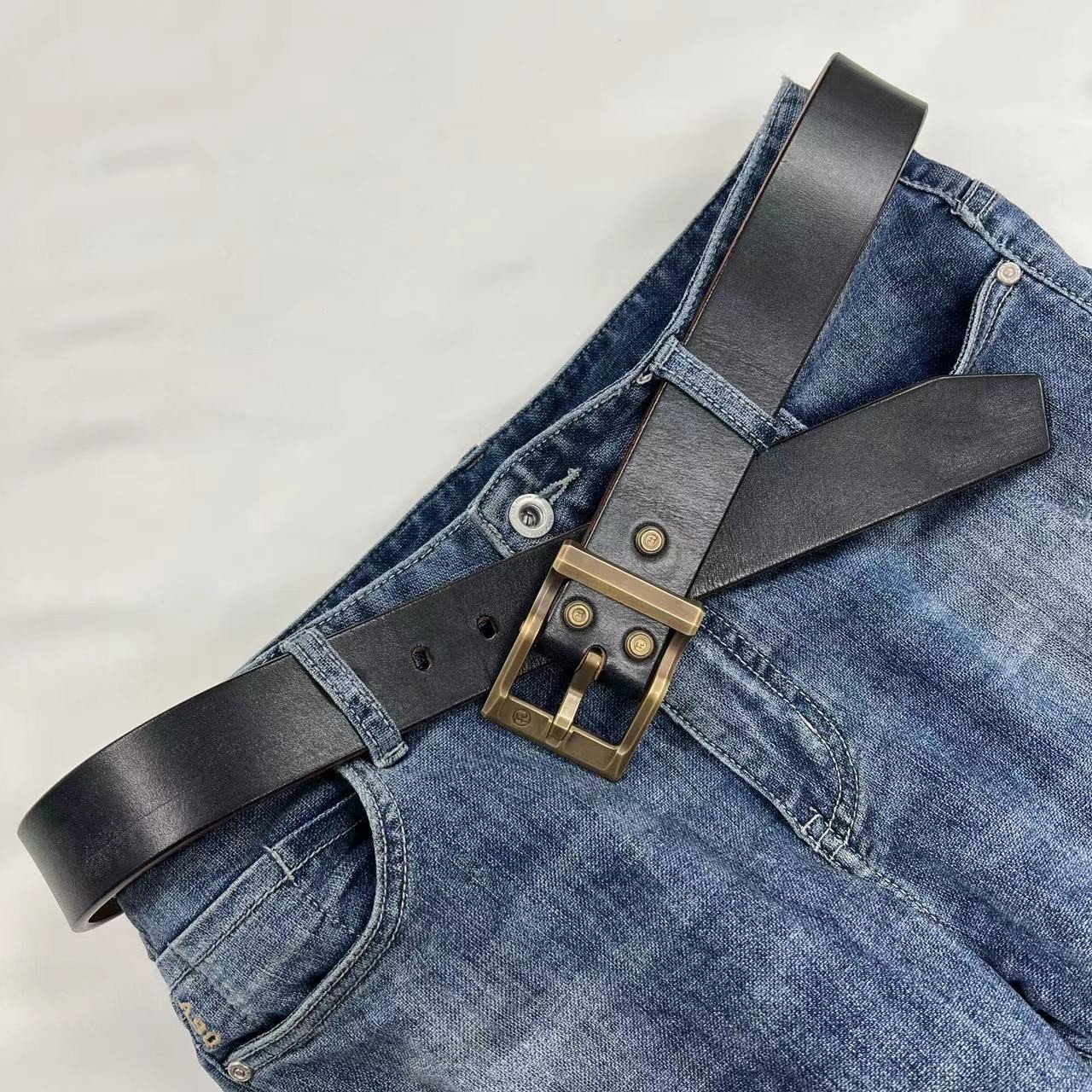JF马缰黑色风尘6正品扣4㎝宽5.5㎜厚休闲复古男士真皮手工腰带