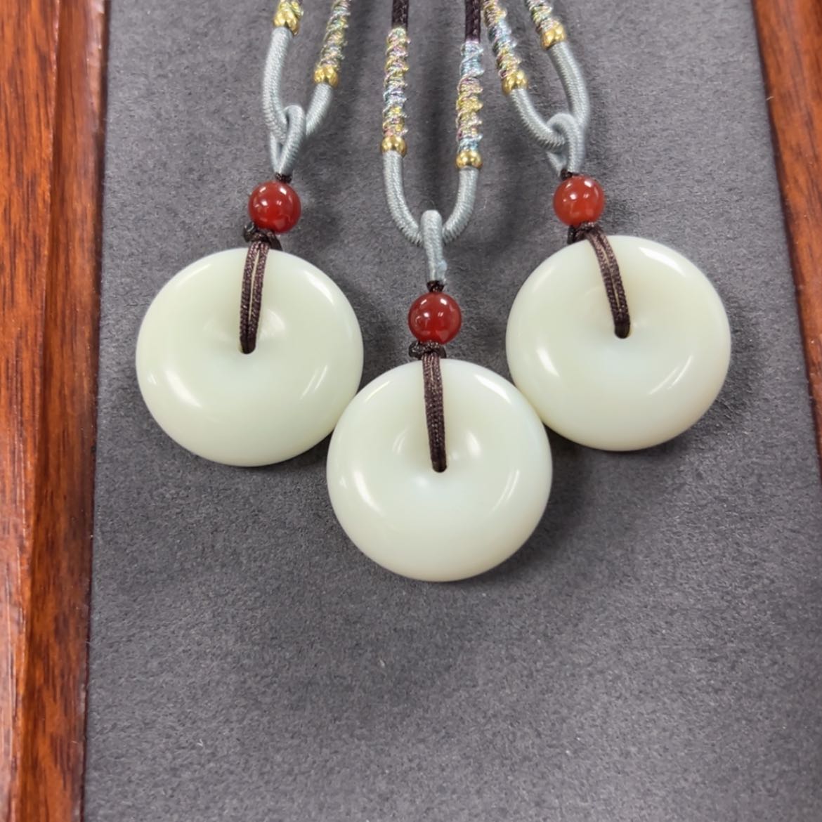 【闪购商品】和田玉颈饰未镶嵌一个多样性发