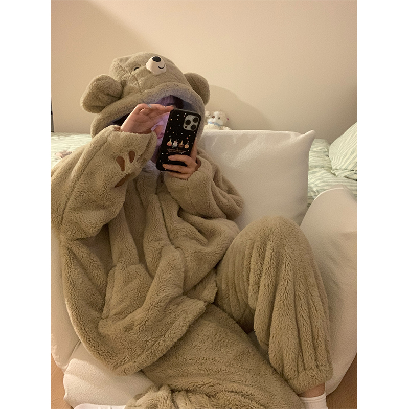 卡通小熊连帽保暖珊瑚绒睡衣女加厚加绒保暖毛绒长袖长裤居家套装