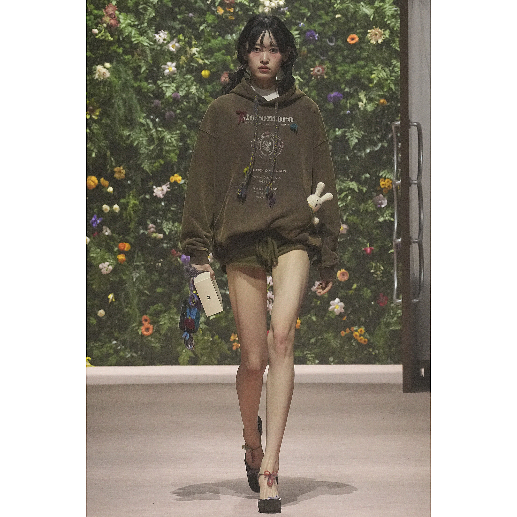 【24SS秀款】Moromoro纪念版蝴蝶结手工毛线编绳复古做旧印花帽衫