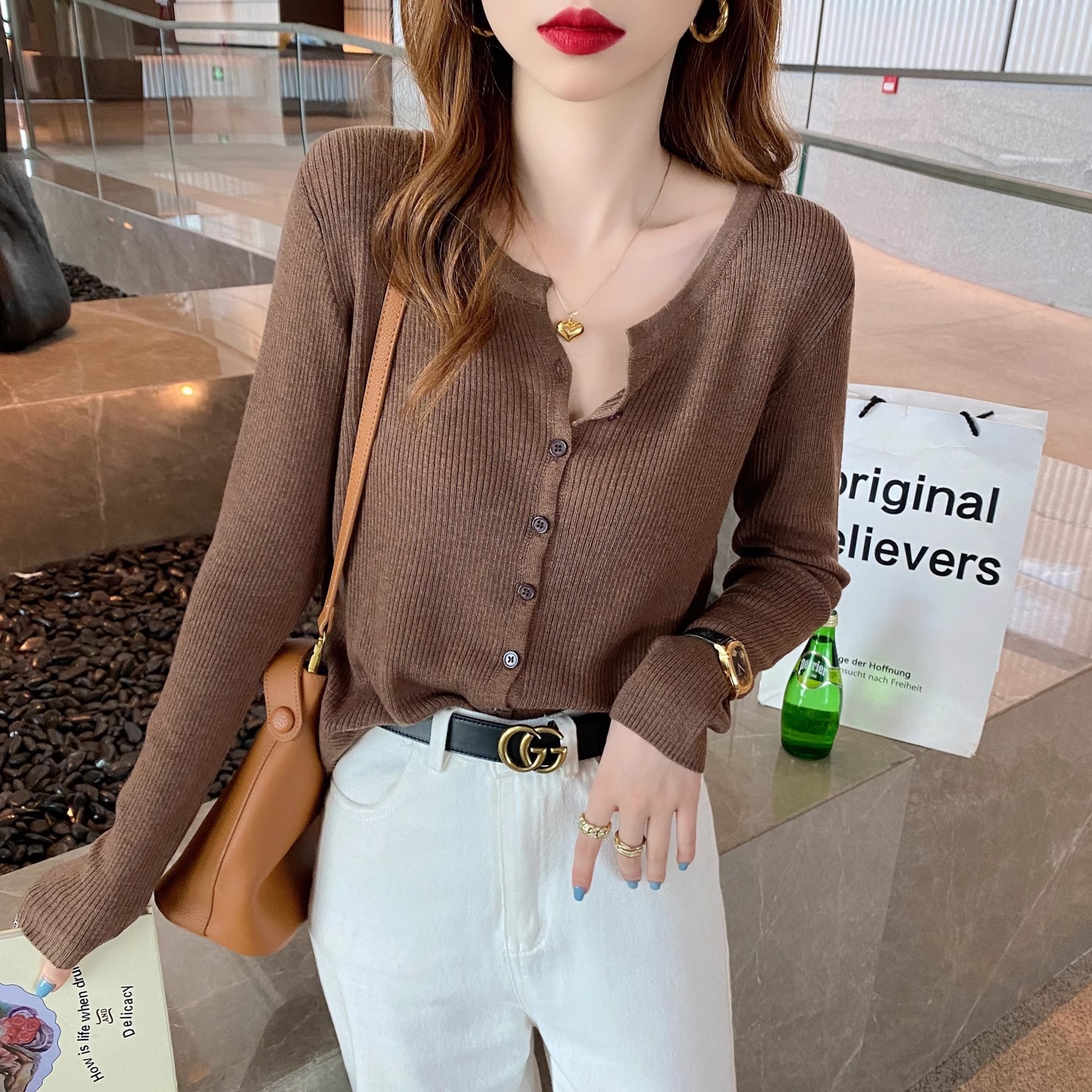 针织开衫女春秋外套薄款v领毛衣2025新款长袖修身针织衫早春上衣