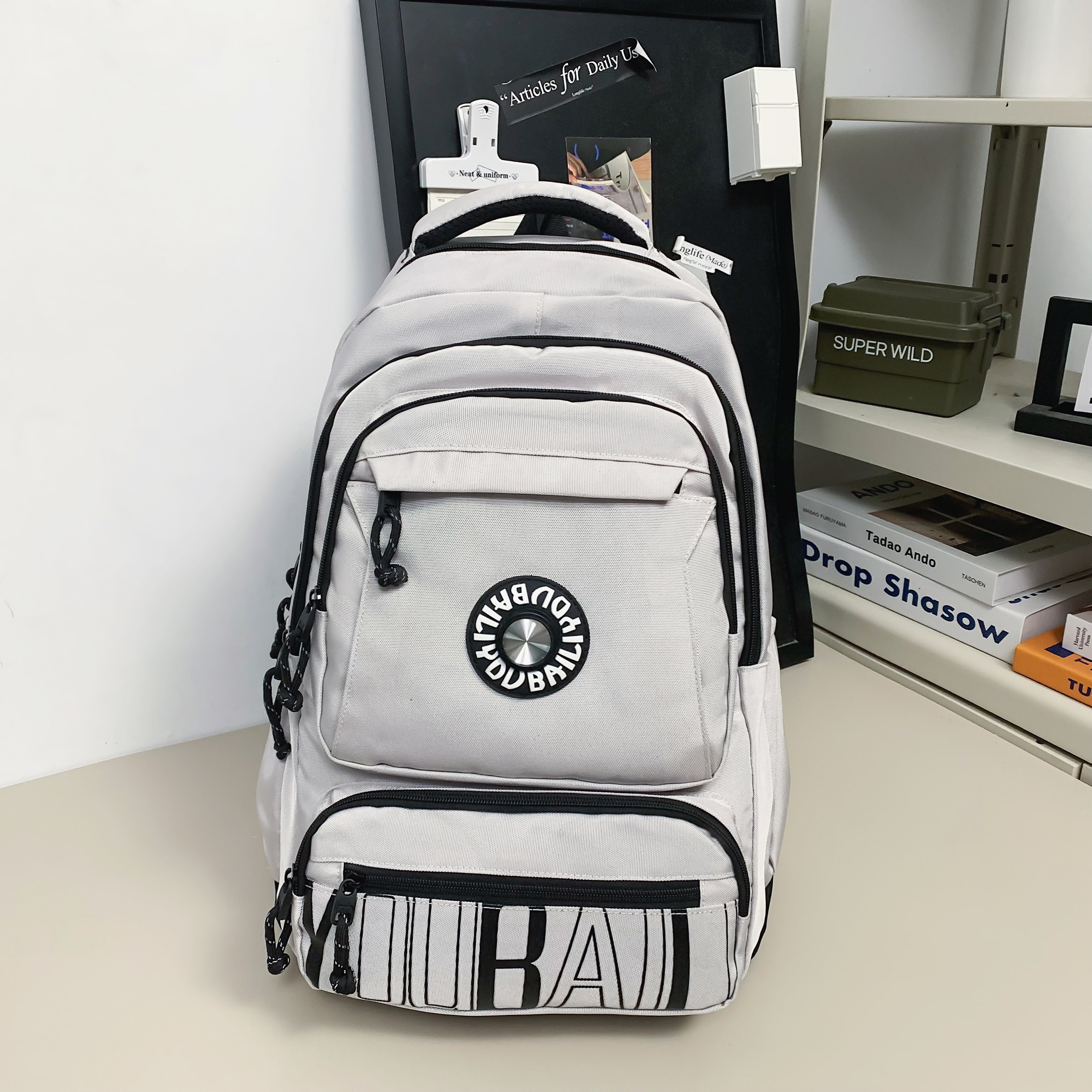 书包女大学生大容量男生高中初中生防水双肩包护脊减负旅游背包