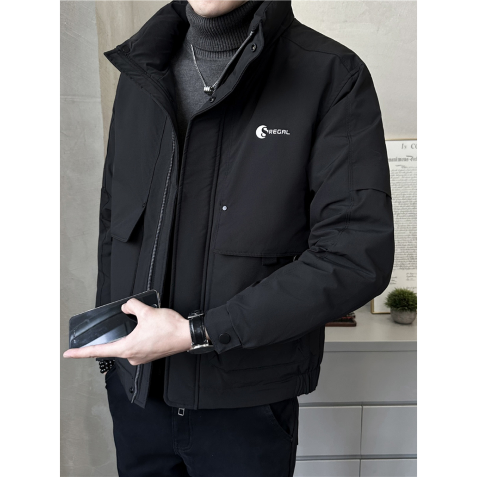 2023秋冬新款男士羽绒服立领修身轻型上衣短款休闲保暖羽绒外套