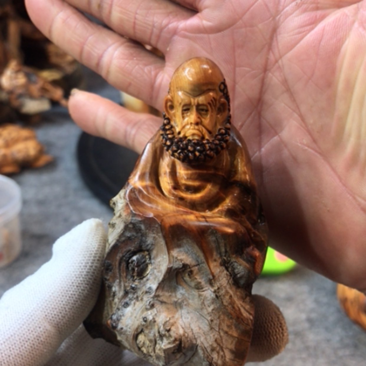 【闪购商品】崖柏根雕慧*