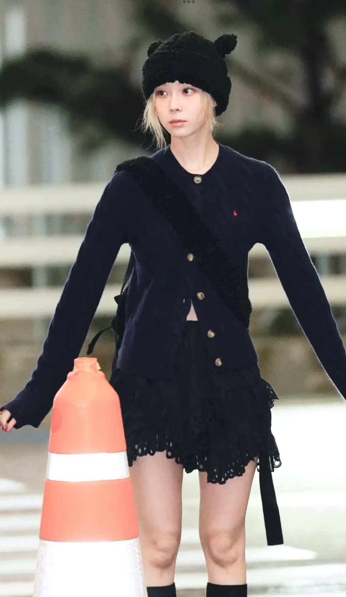 全新未使用劳伦拉夫羊毛蓝色开衫不支持7天无理由退换