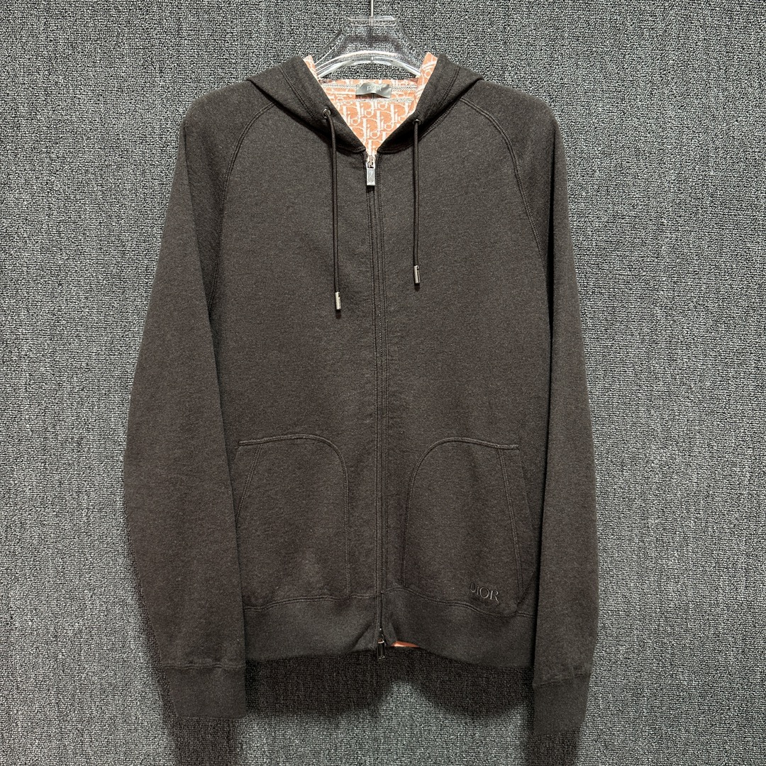 全新未使用 DIOR/迪奥 LYE 内里老花咖啡色连帽卫衣129003