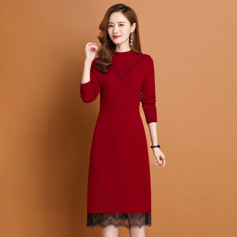 红色针织连衣裙冬季加绒加厚一体绒中年妈妈长款毛衣配大衣打底衫