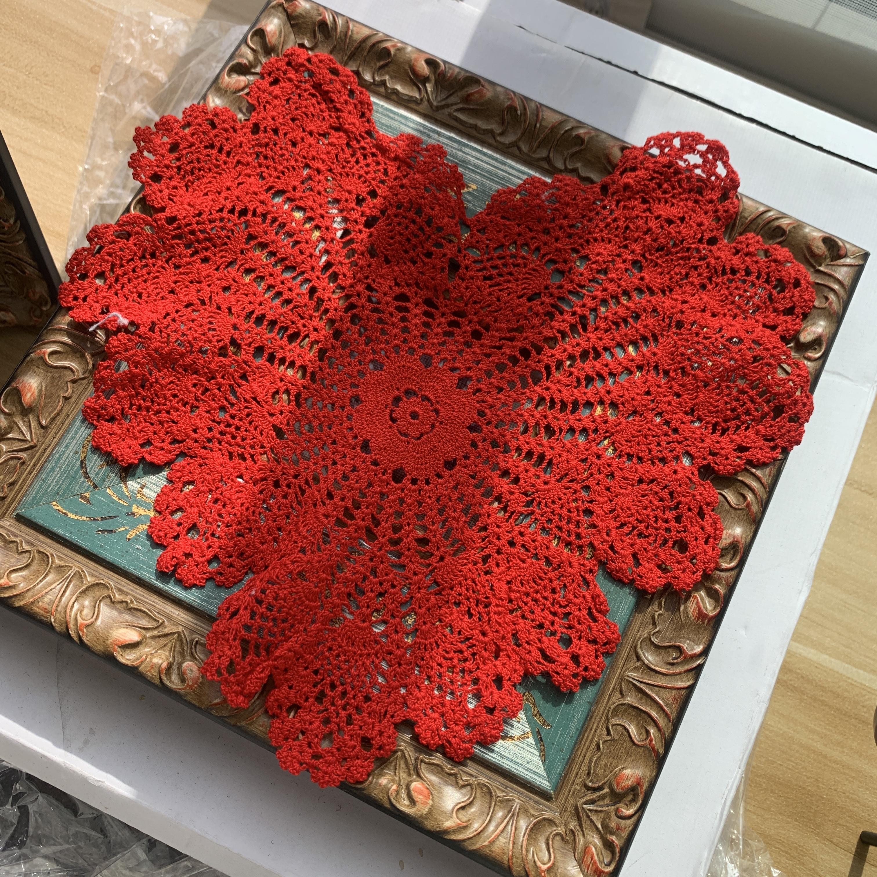 E307 红色钩针心形盘垫  16×20cm4片