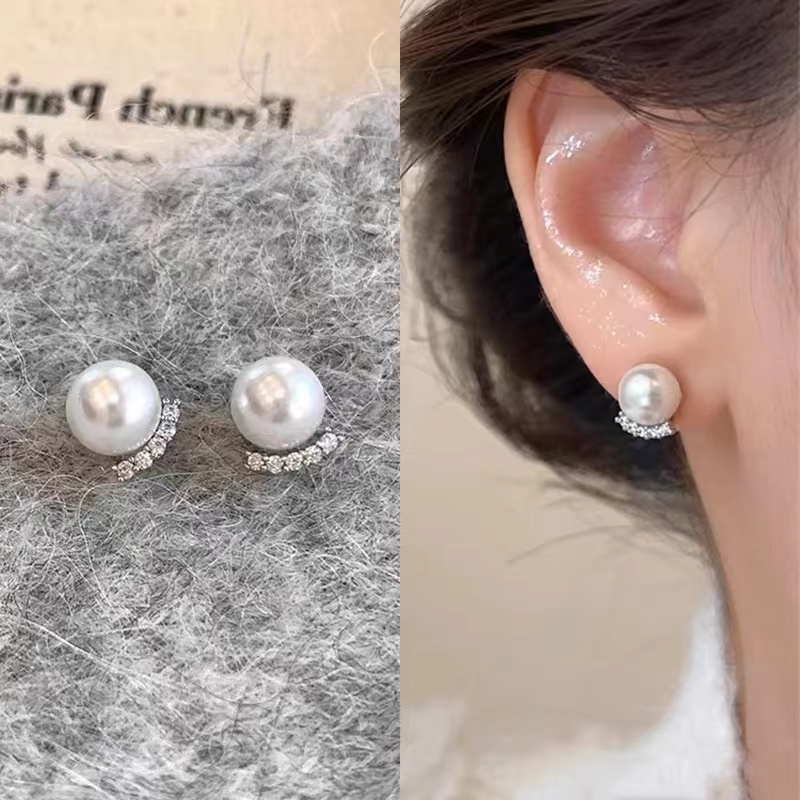 铜合金耳饰 H029  气质轻奢时尚百搭简约小众优雅经典精致耳环