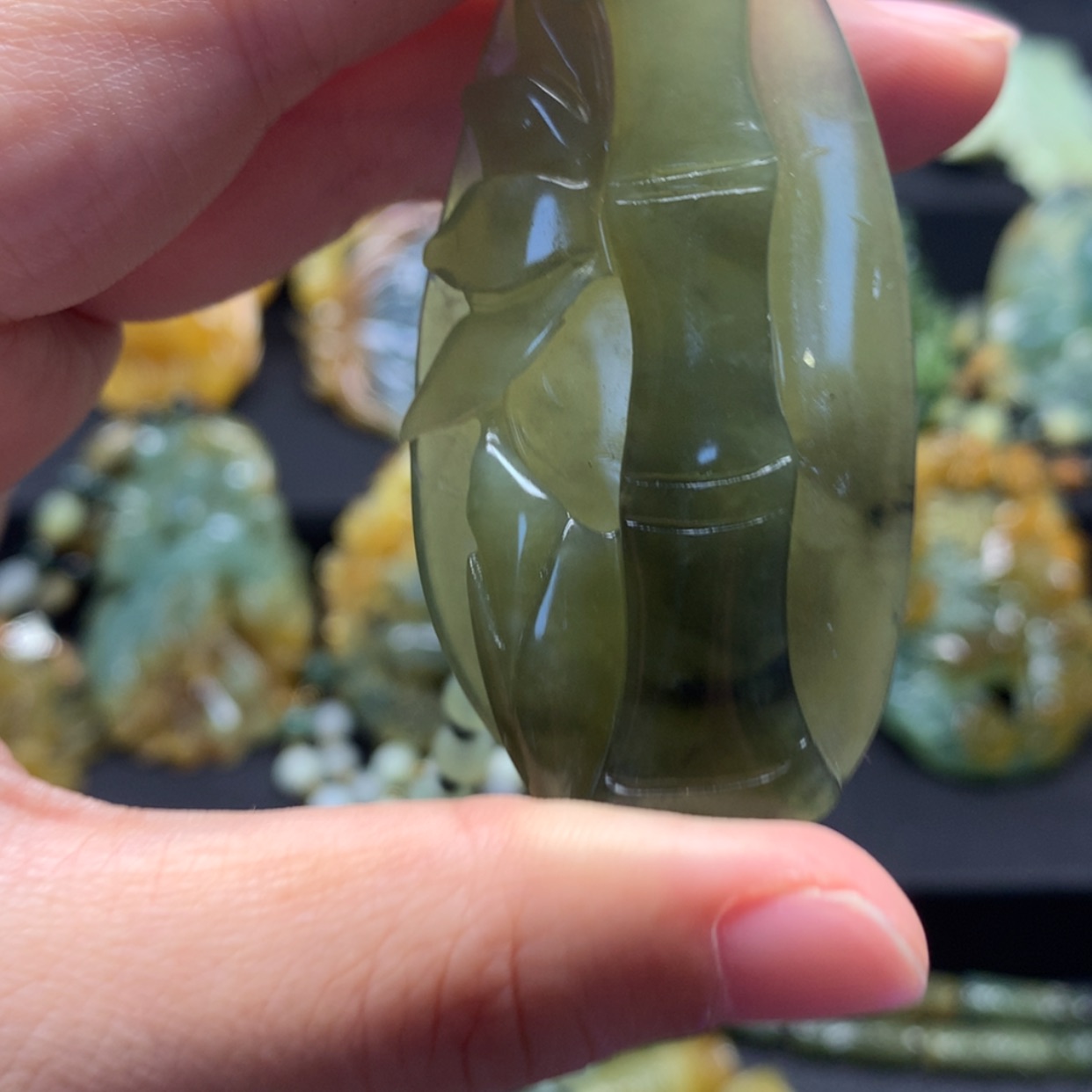 【闪购商品】蛇纹石玉颈饰未镶嵌