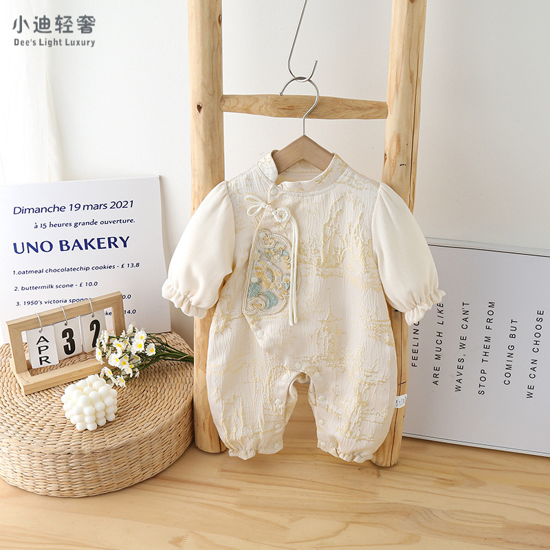 婴儿秋装衣服新生女宝宝春秋季连体衣国风公主哈衣甜美可爱外出服