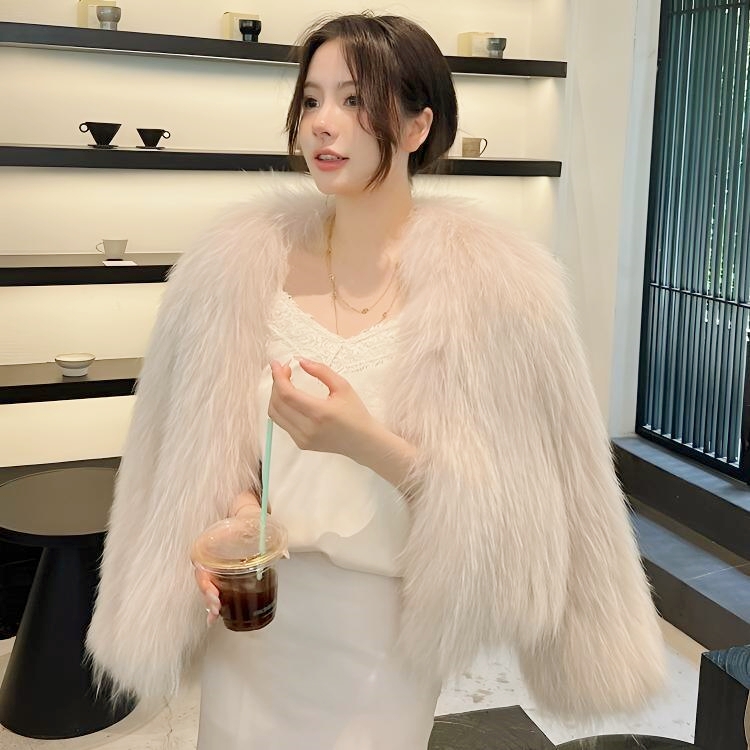 2025新款貉子毛编织白貉短外套女2024秋冬新款网红毛毛大衣短款