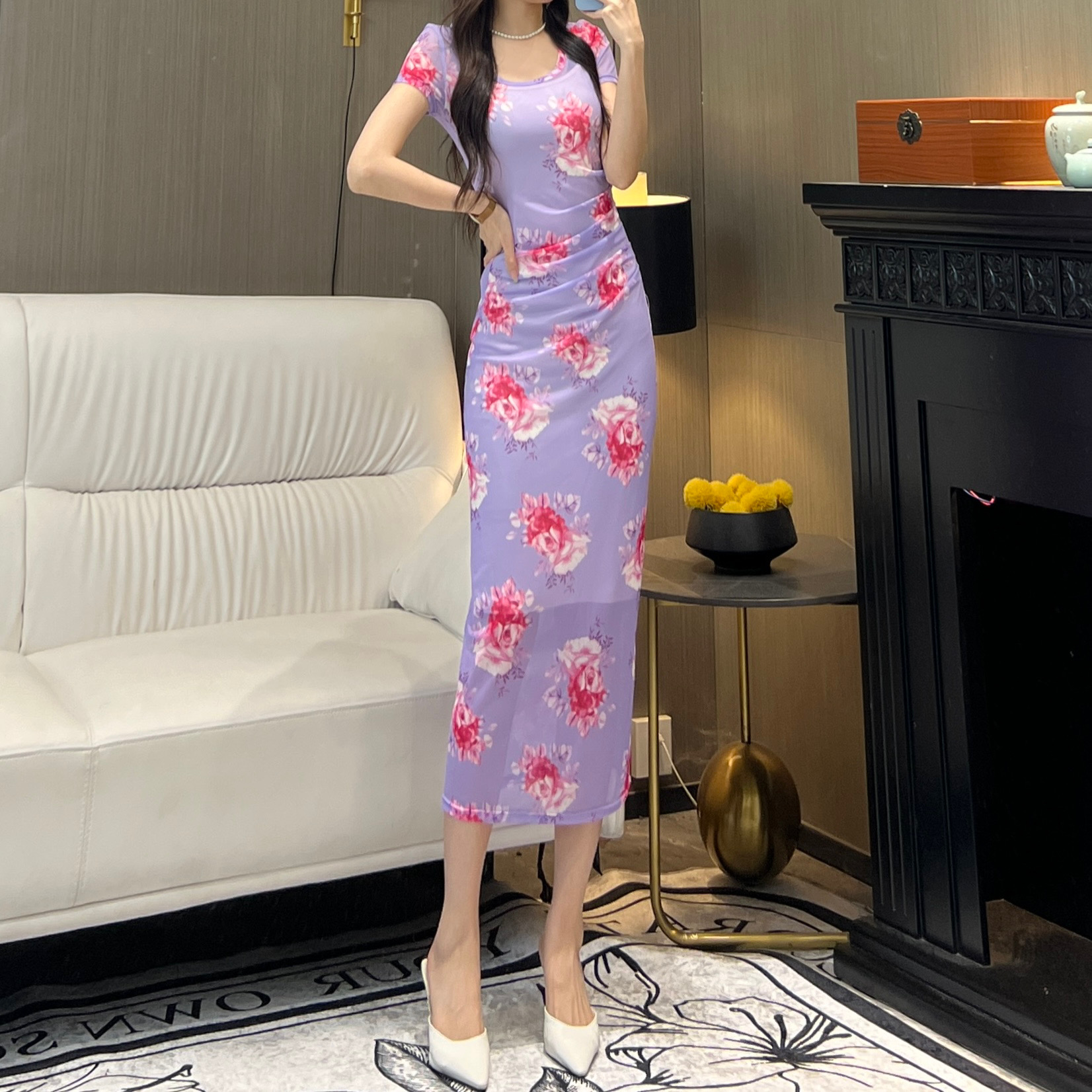 轻奢气质女人味U领短袖花色印花显瘦修身时尚性感百搭连衣裙长款