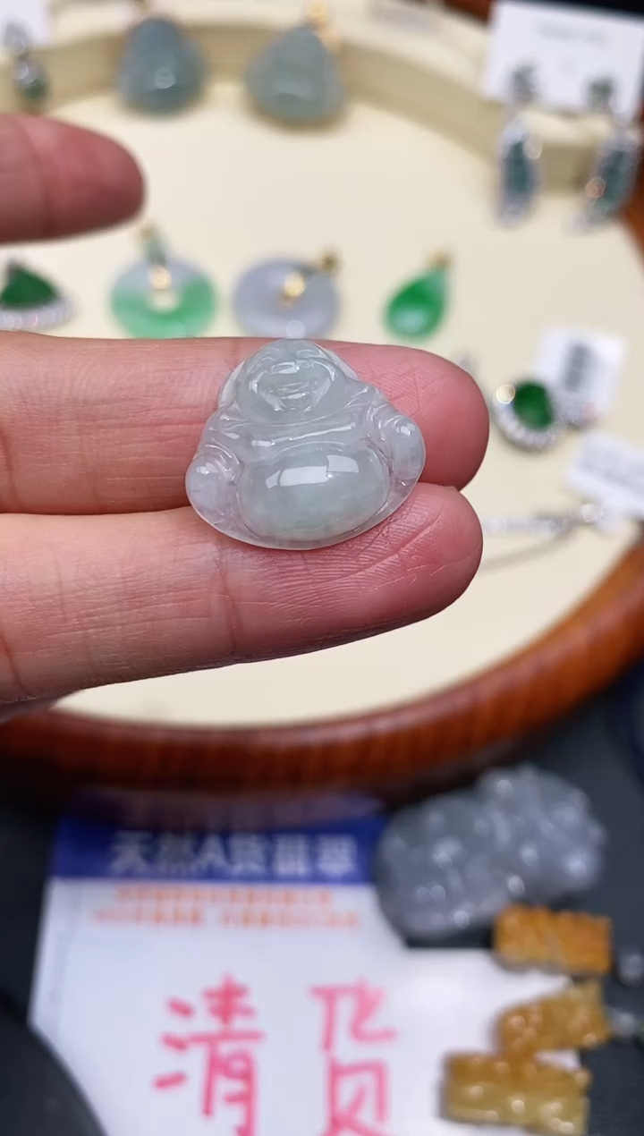 【闪购商品】翡翠颈饰未镶嵌