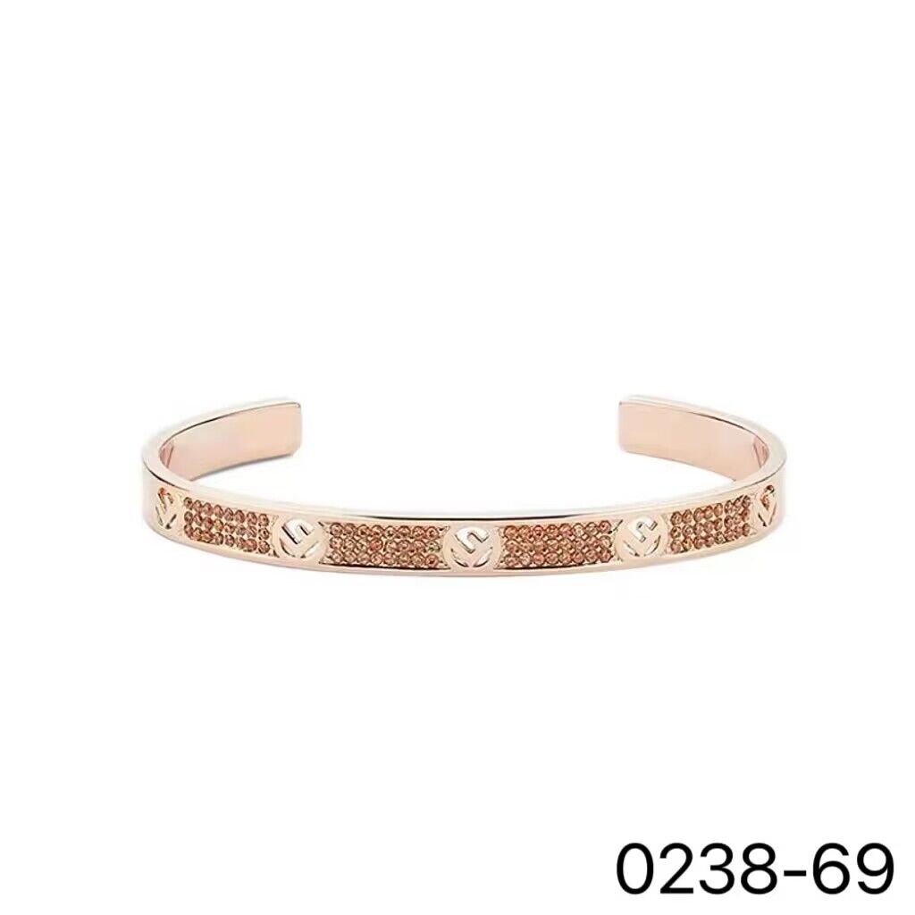 0238气质时尚百搭个性经典简约小众轻奢精致奢华手镯