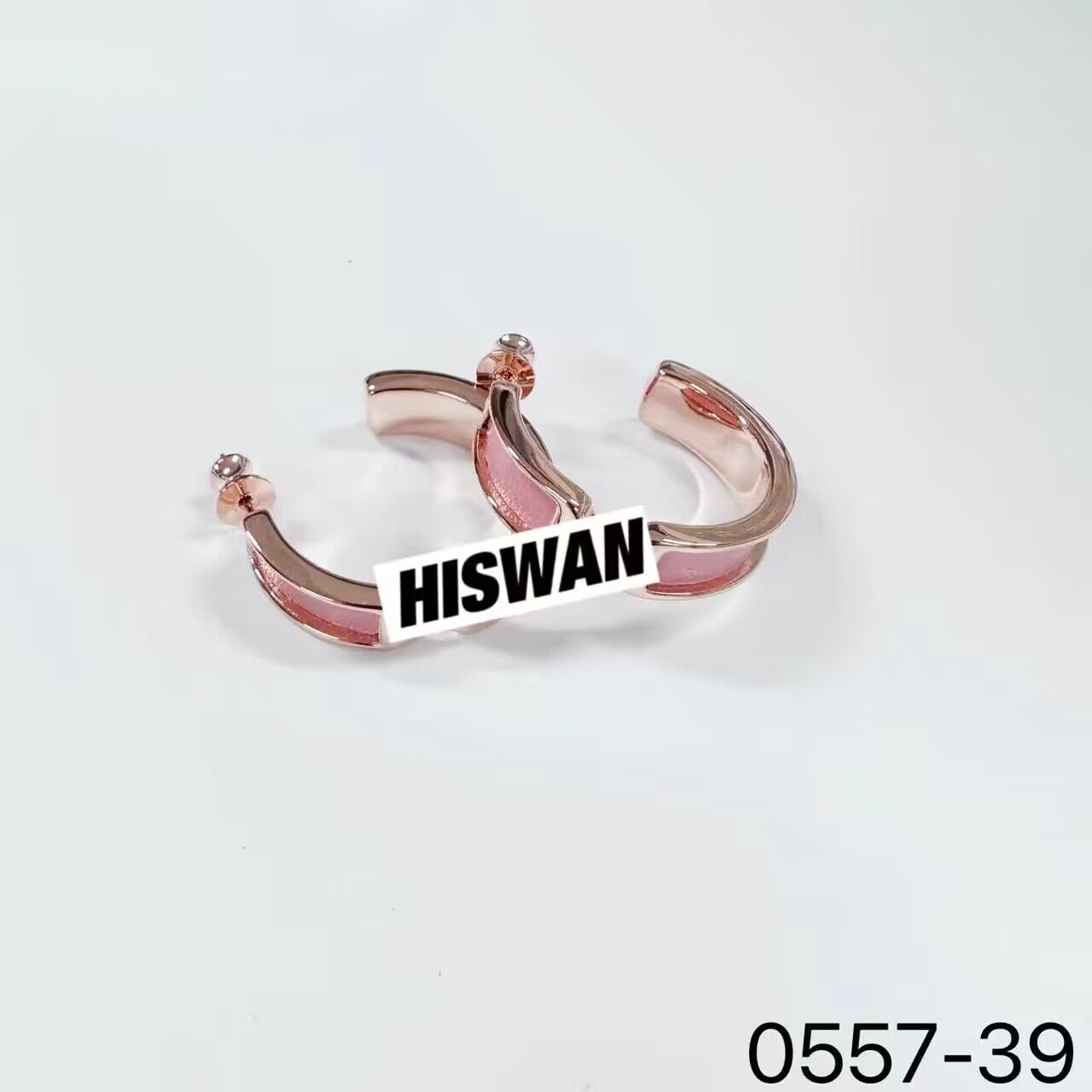 0557时尚百搭小众简约粉色高级感个性设计感经典耳圈