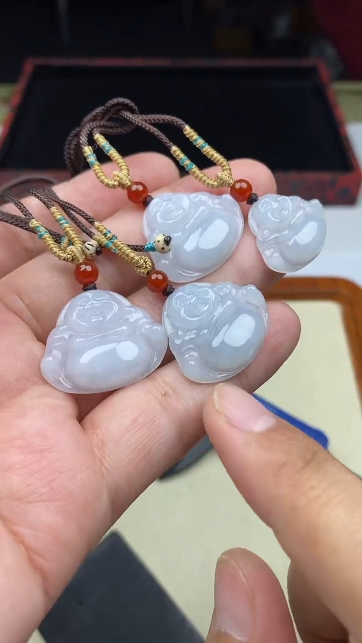 【闪购商品】翡翠颈饰未镶嵌佛公 多样性发货  拍一件发一件