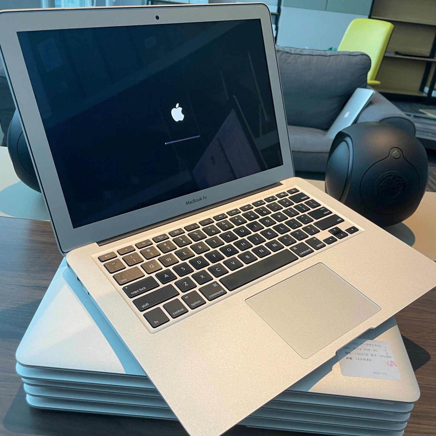 95新 Apple/苹果 MacBookAir系列商务办公学习设计苹果笔记本电脑