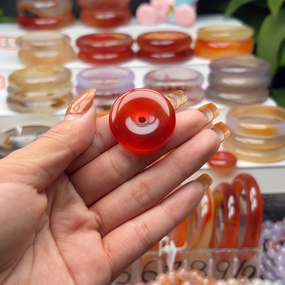【闪购商品】玛瑙/玉髓手镯未镶嵌是****呀